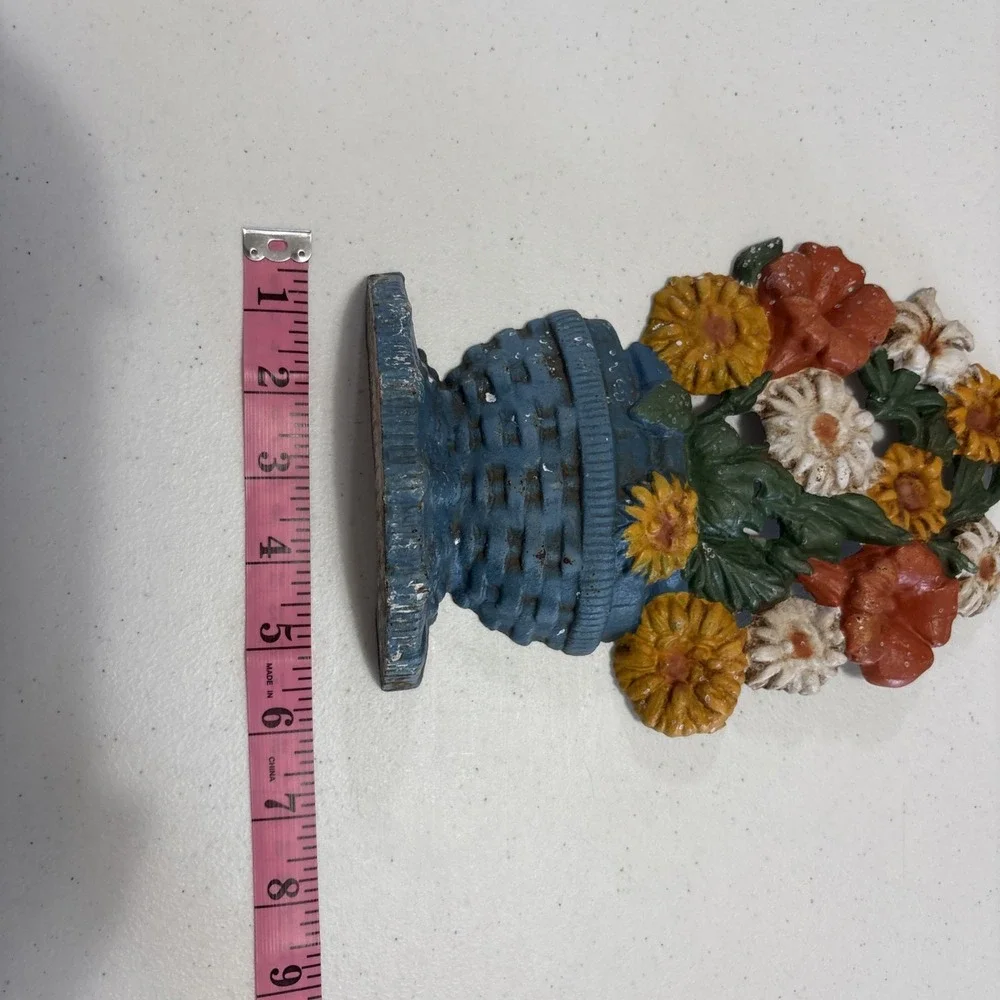 Vintage Cast‎ Iron Flowers In Basket Wall Hanging Decor